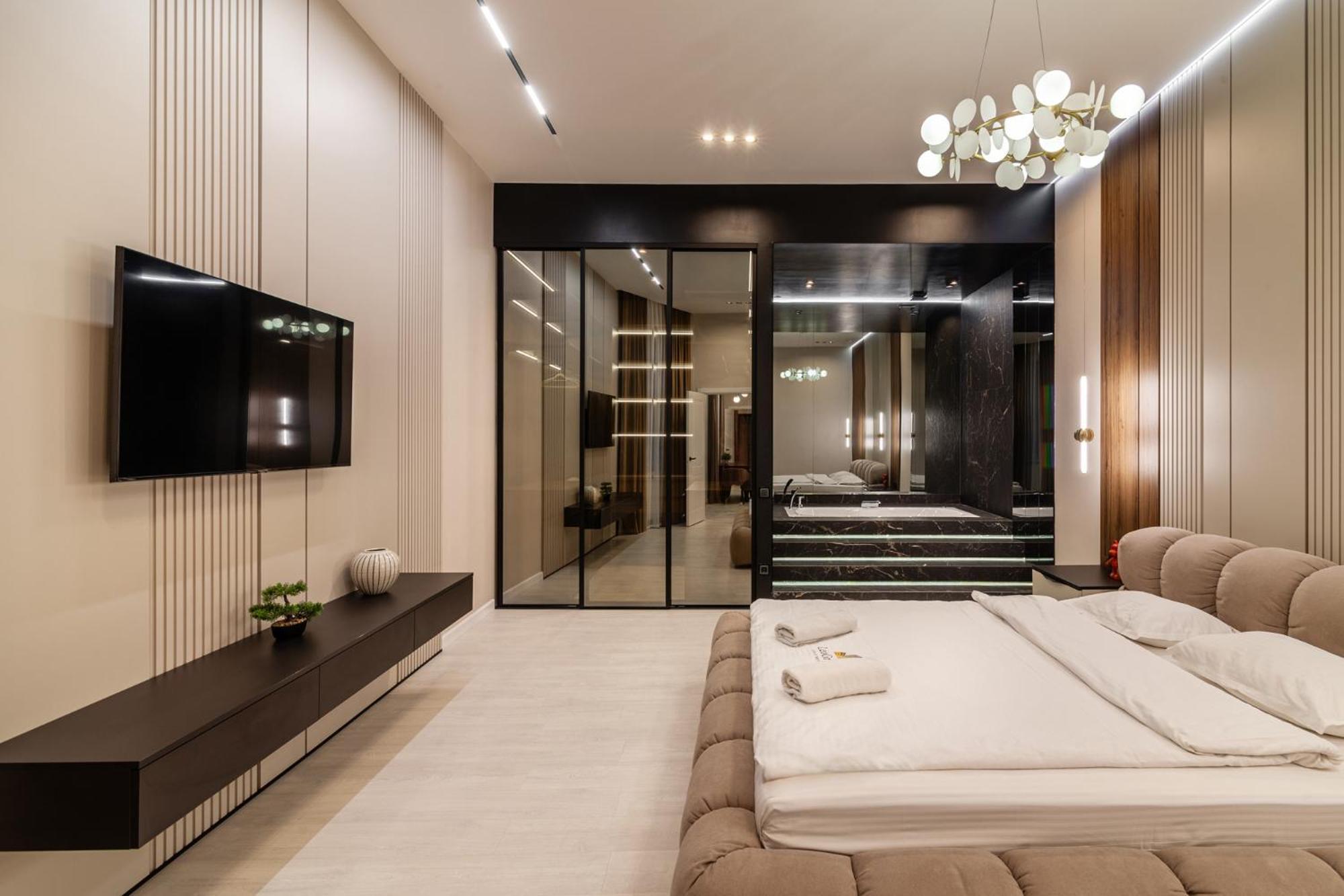 Leogrand Jacuzzi On Malaniuka 2 Apartment Lviv Exterior photo